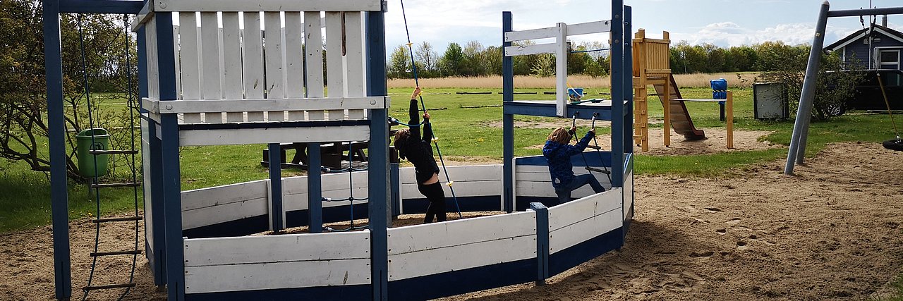 Spielplatz am Strand  von Boiensdorf am Salzhaff
